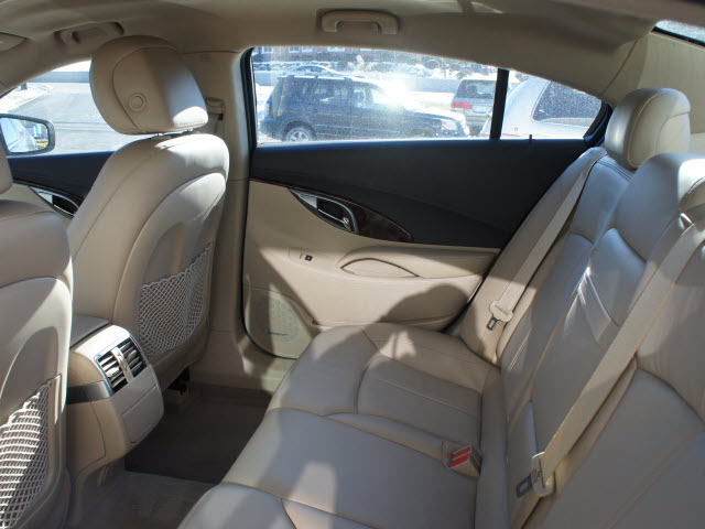 Buick LaCrosse 2011 photo 5