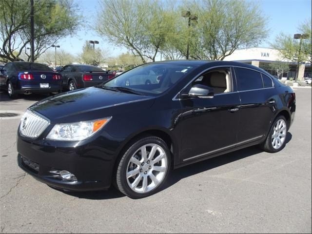 Buick LaCrosse 2011 photo 1