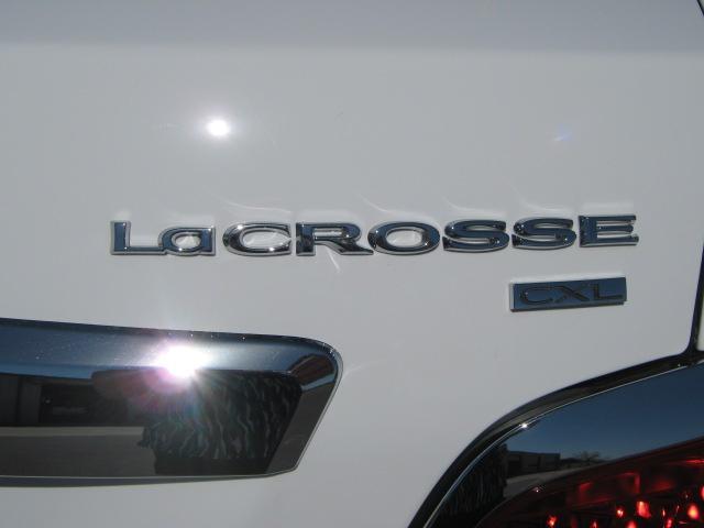 Buick LaCrosse 2011 photo 4