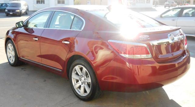 Buick LaCrosse 2011 photo 5