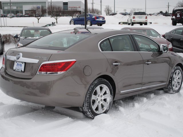 Buick LaCrosse 2011 photo 5