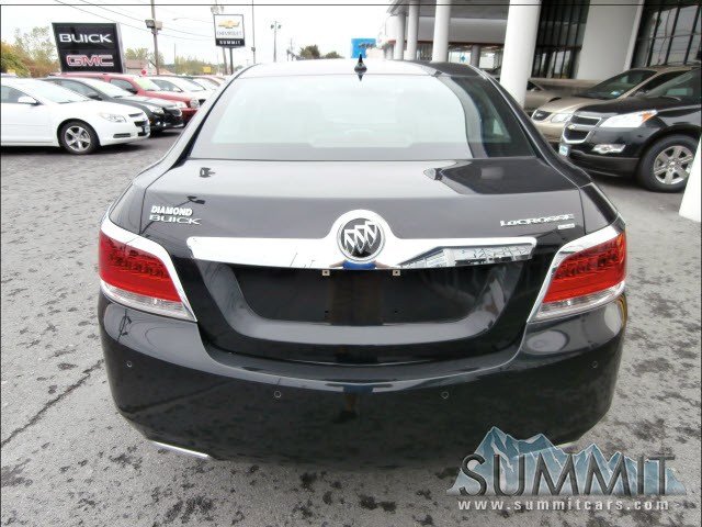 Buick LaCrosse 2011 photo 3