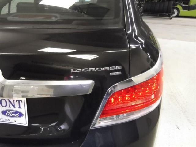 Buick LaCrosse 2011 photo 1