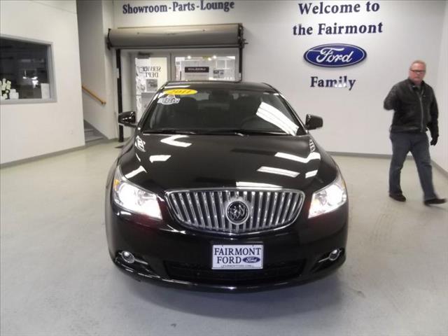 Buick LaCrosse 2011 photo 3