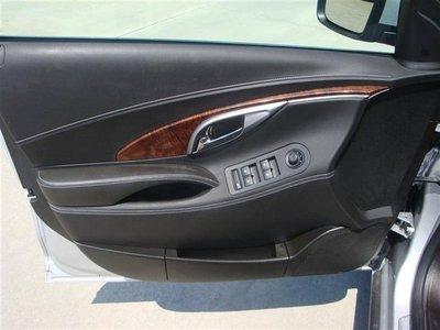Buick LaCrosse All The Whistlesbells Sedan