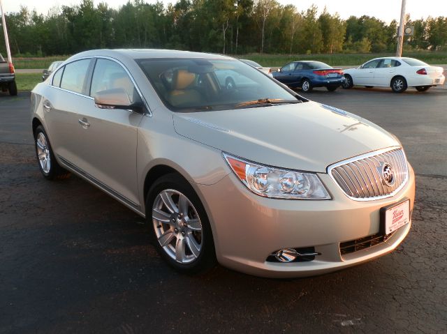 Buick LaCrosse 2011 photo 4