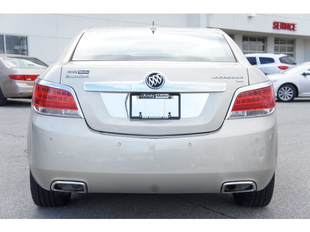 Buick LaCrosse 2011 photo 1