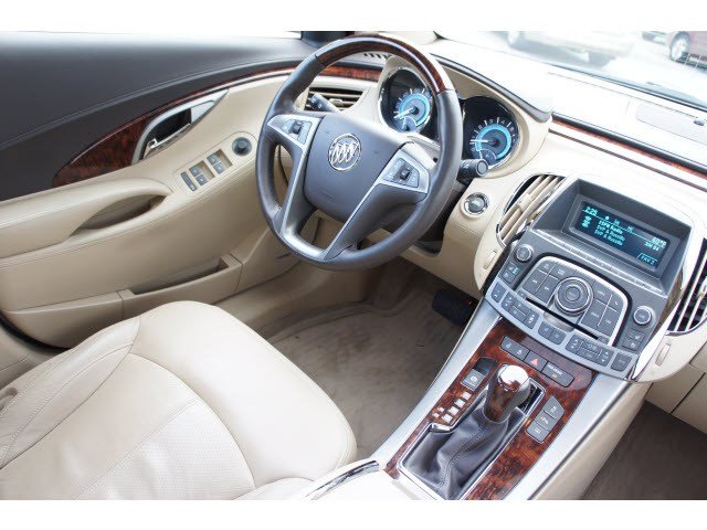 Buick LaCrosse 2011 photo 5