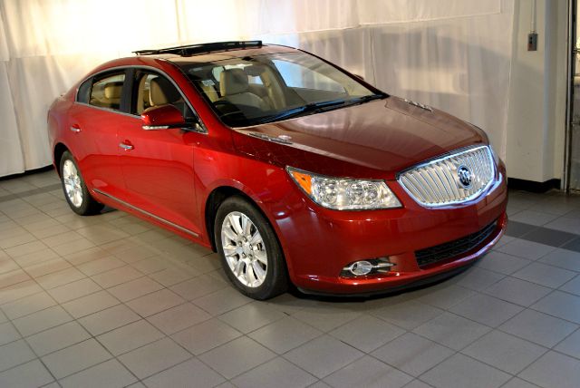 Buick LaCrosse 2012 photo 1