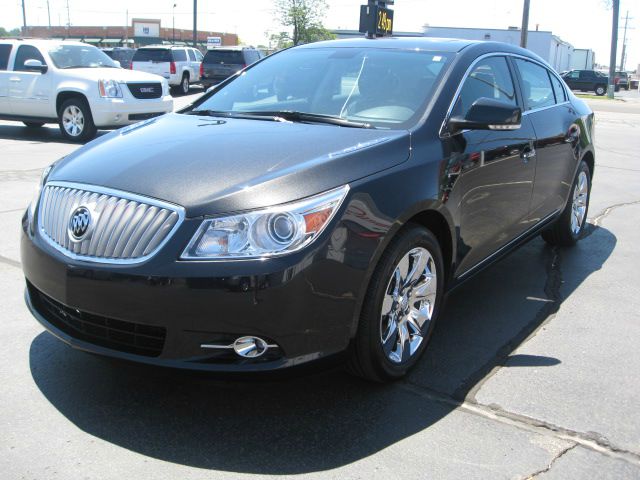 Buick LaCrosse 2012 photo 1