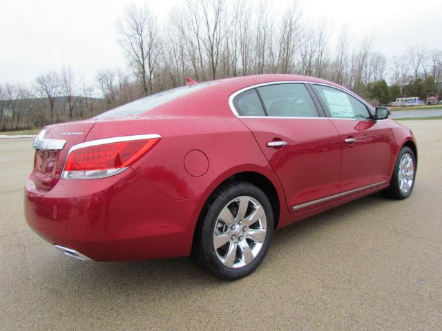 Buick LaCrosse 2013 photo 1