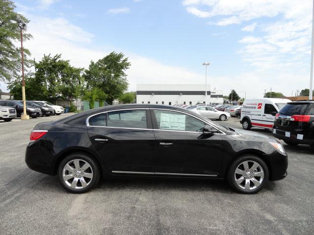Buick LaCrosse Premium Sedan