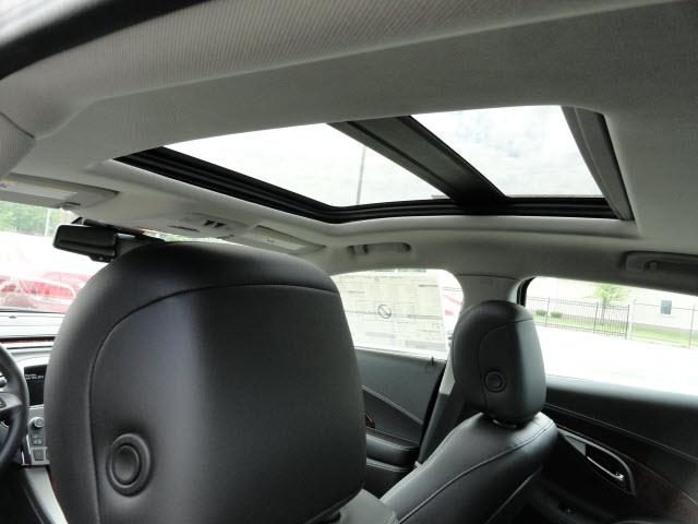 Buick LaCrosse 2013 photo 3