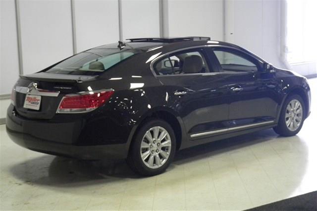 Buick LaCrosse 2013 photo 1