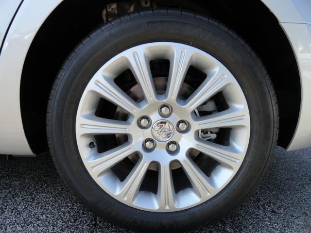 Buick LaCrosse 2013 photo 4