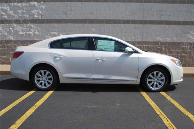 Buick LaCrosse 2013 photo 1