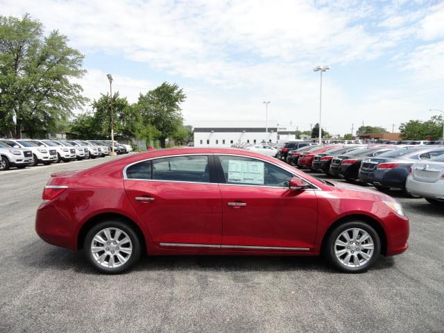 Buick LaCrosse 2013 photo 1