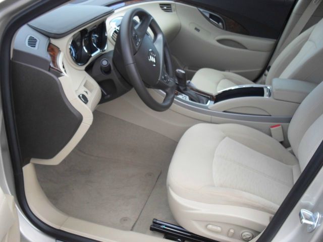 Buick LaCrosse 2013 photo 4