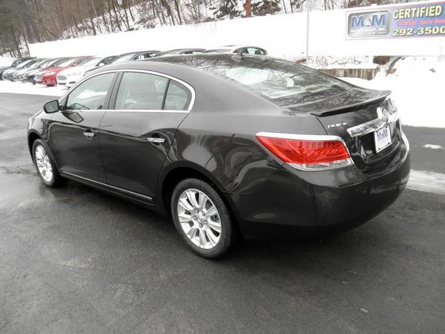 Buick LaCrosse 2013 photo 1