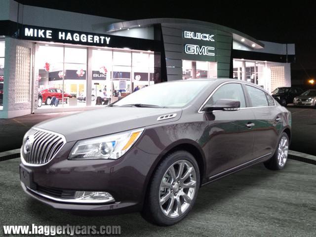 Buick LaCrosse Premium Sedan