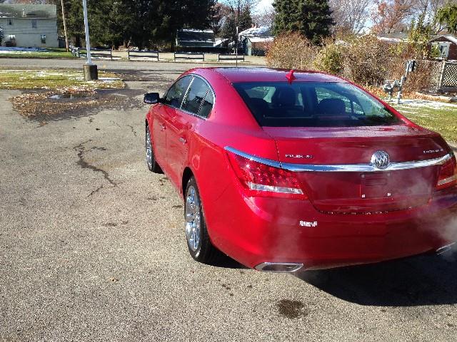 Buick LaCrosse 2014 photo 3