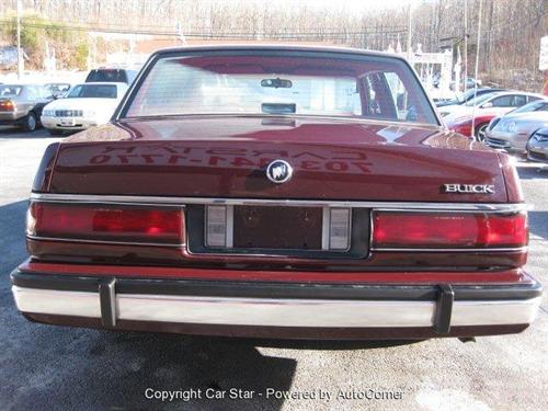 Buick LeSabre 1986 photo 3