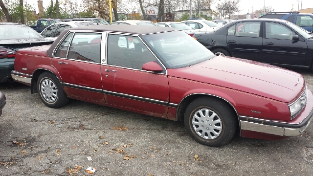 Buick LeSabre 1987 photo 1