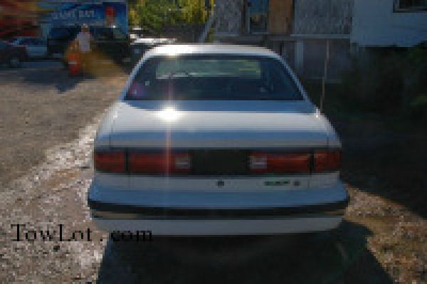 Buick LeSabre 1993 photo 3