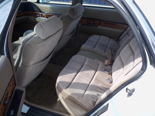 Buick LeSabre 1993 photo 10