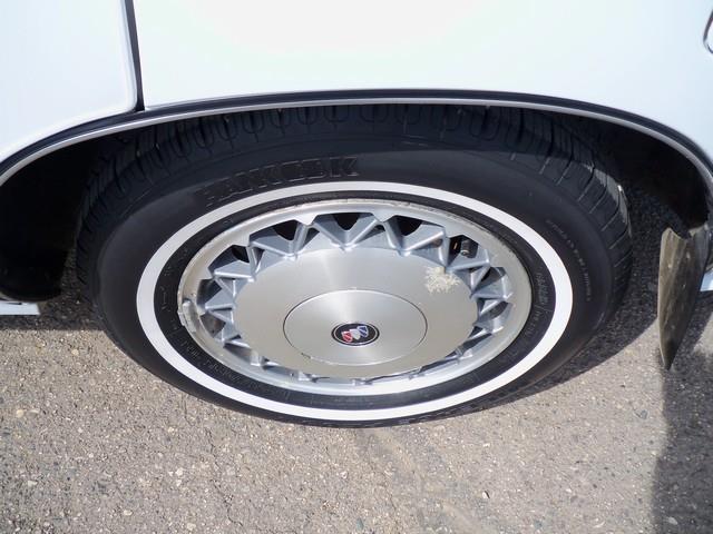Buick LeSabre 1993 photo 16