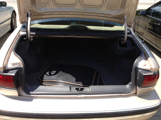 Buick LeSabre 1994 photo 3