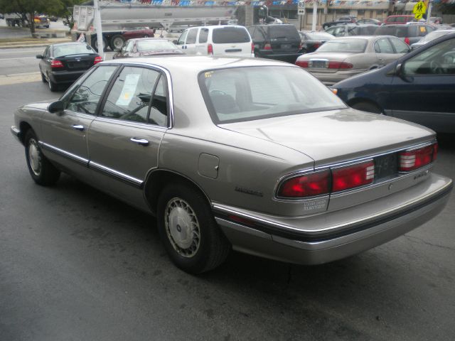 Buick LeSabre 1995 photo 2
