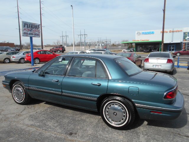 Buick LeSabre 1997 photo 1