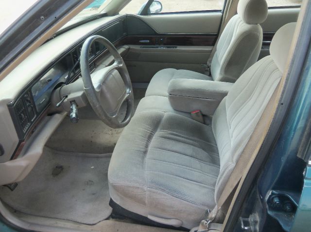 Buick LeSabre 1997 photo 1