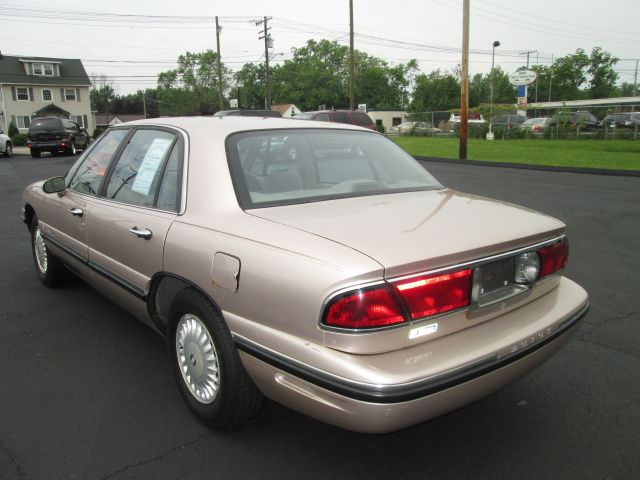 Buick LeSabre 1998 photo 1