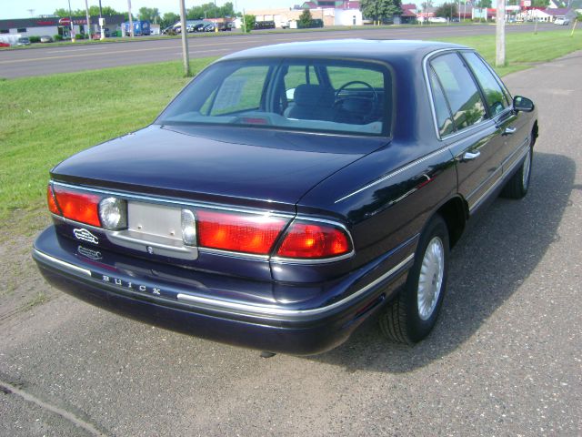 Buick LeSabre 1998 photo 2