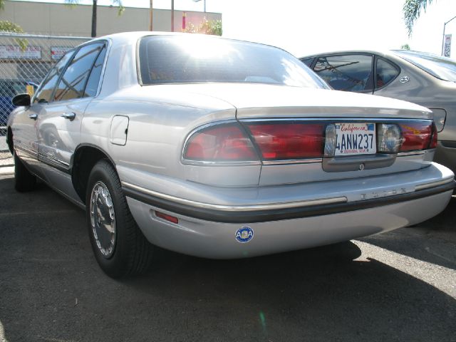 Buick LeSabre 1998 photo 1