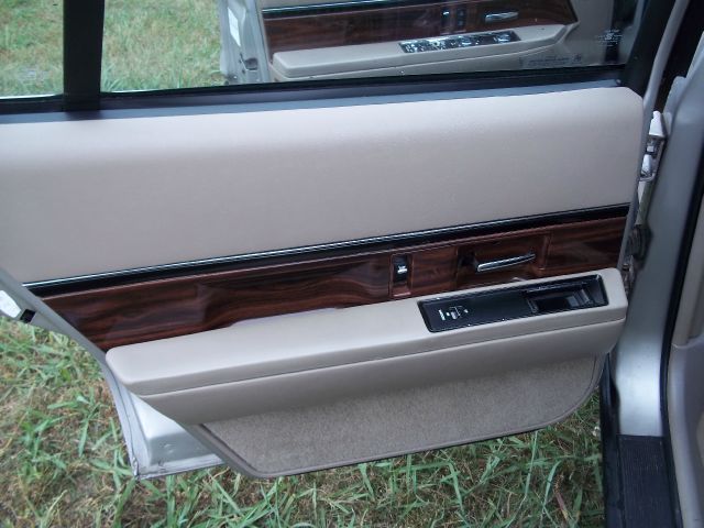 Buick LeSabre 1998 photo 12