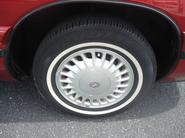 Buick LeSabre 1998 photo 1