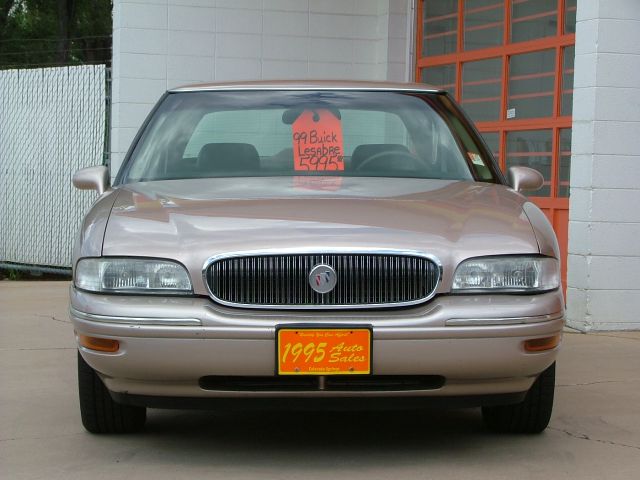 Buick LeSabre 1999 photo 1