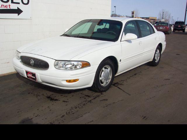 Buick LeSabre 2000 photo 1