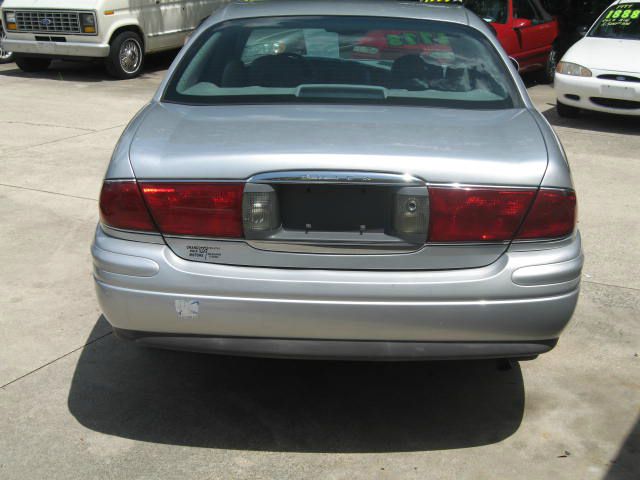 Buick LeSabre 2000 photo 1