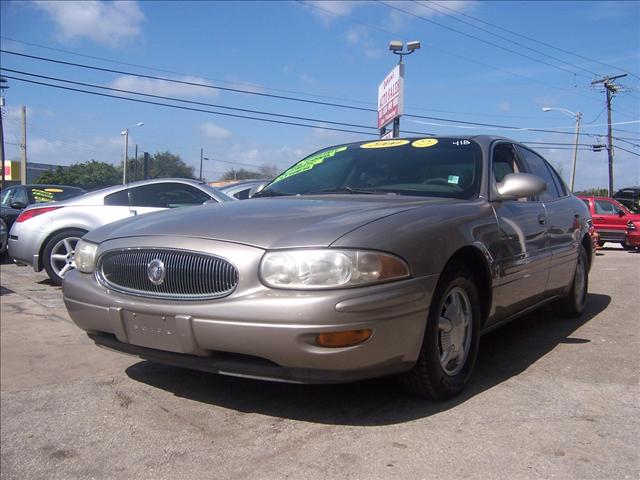 Buick LeSabre 2000 photo 2