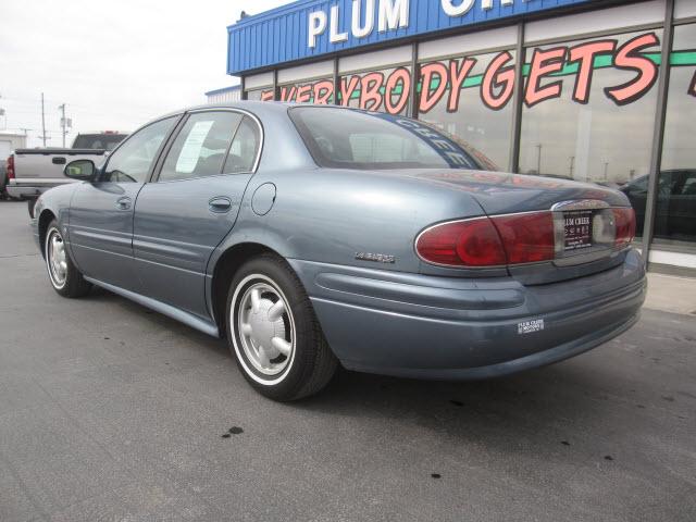 Buick LeSabre 2000 photo 2