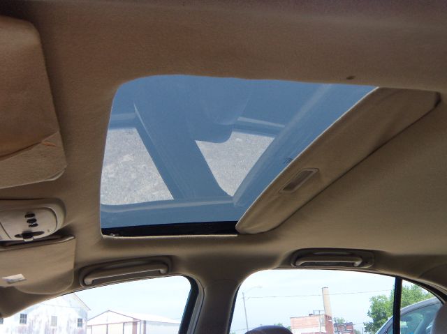 Buick LeSabre 2000 photo 16