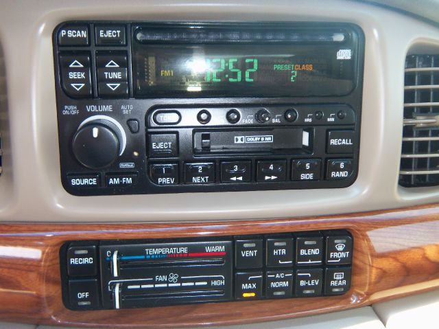 Buick LeSabre 2000 photo 20