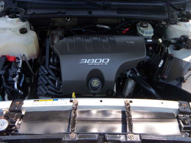 Buick LeSabre 2000 photo 30