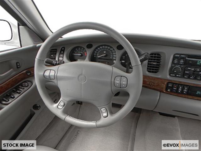 Buick LeSabre 2000 photo 1