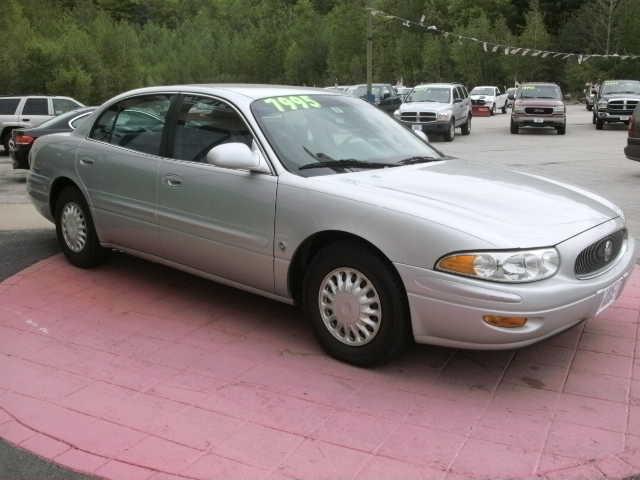 Buick LeSabre 2000 photo 2