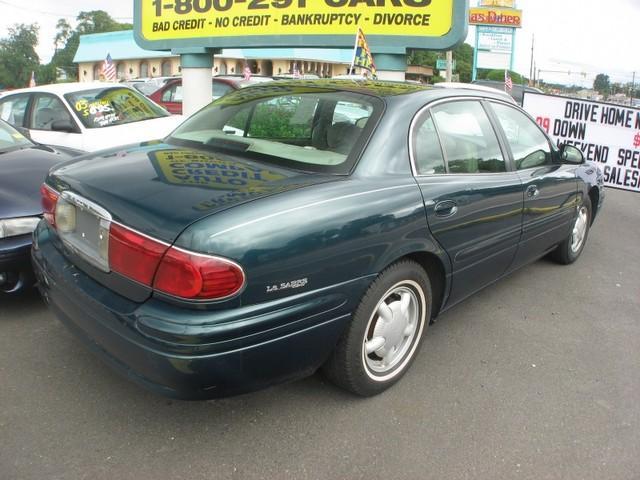 Buick LeSabre 2000 photo 2